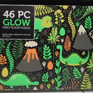 46 pc Glow Floor Dino Puzzle •Unopened•